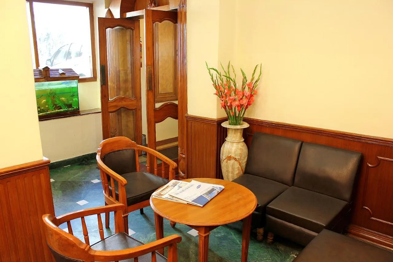Hotel Himland East- Free Pickup From Railway Station 西姆拉